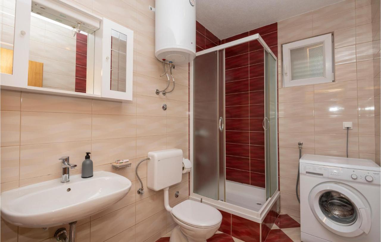Nice Apartment In Makarska With Wifi Ngoại thất bức ảnh